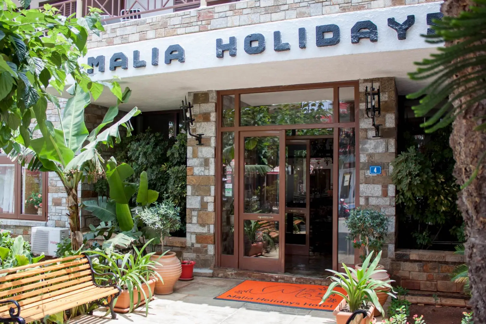 Photo - Malia Holidays Hotel