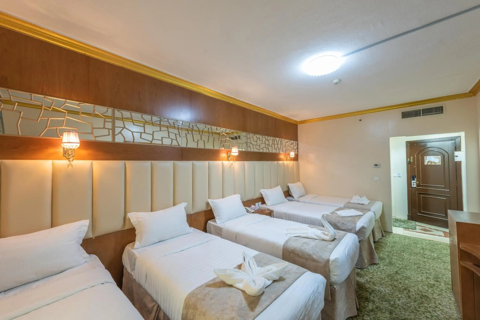 Photo - Grand Zowar Hotel