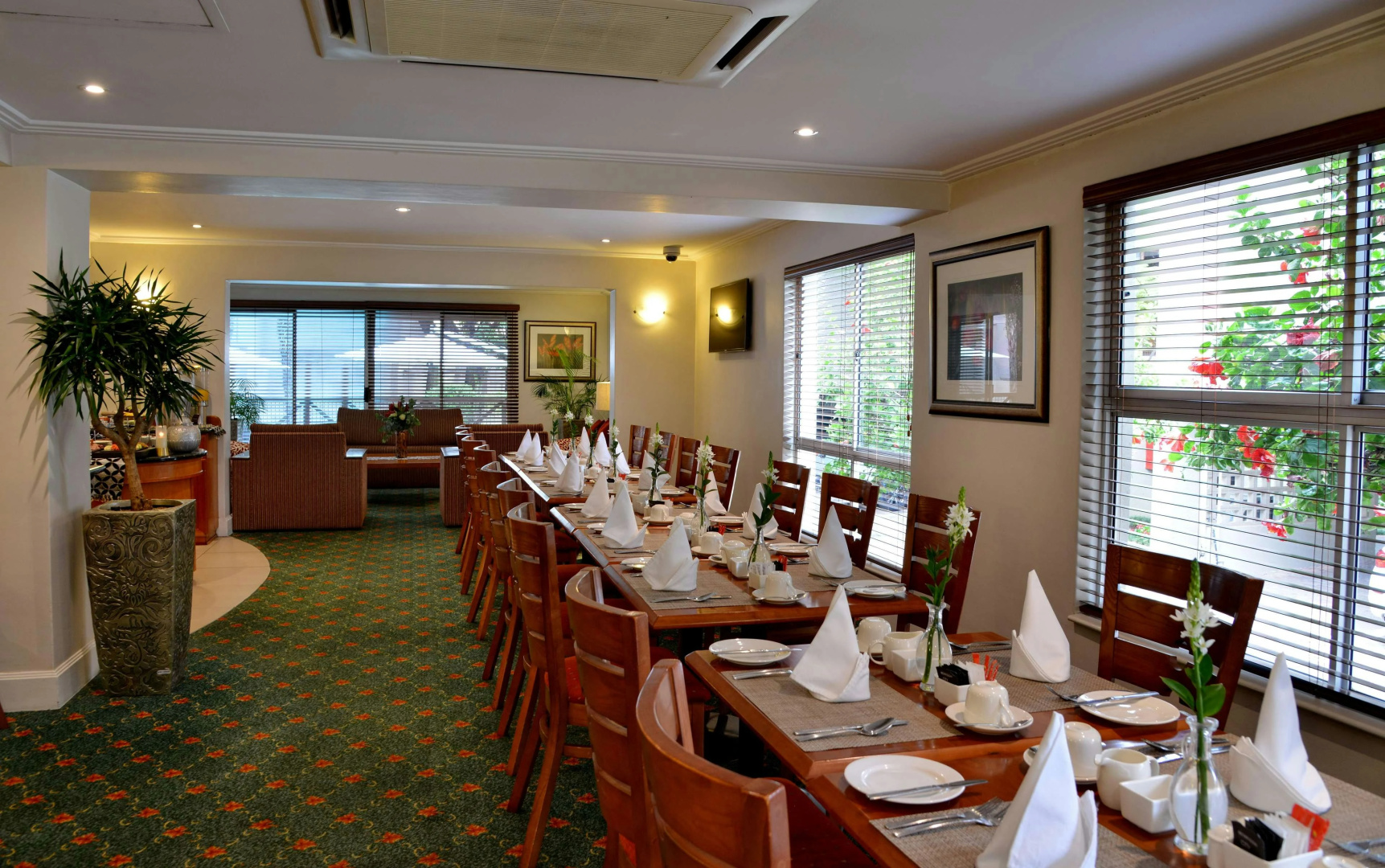 Photo - Courtyard Hotel Sandton