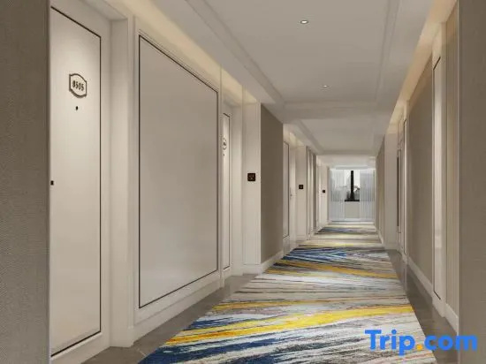 Vienna International Hotel (Dongguan Songshan Lake Huawei Tuanbowa Branch)