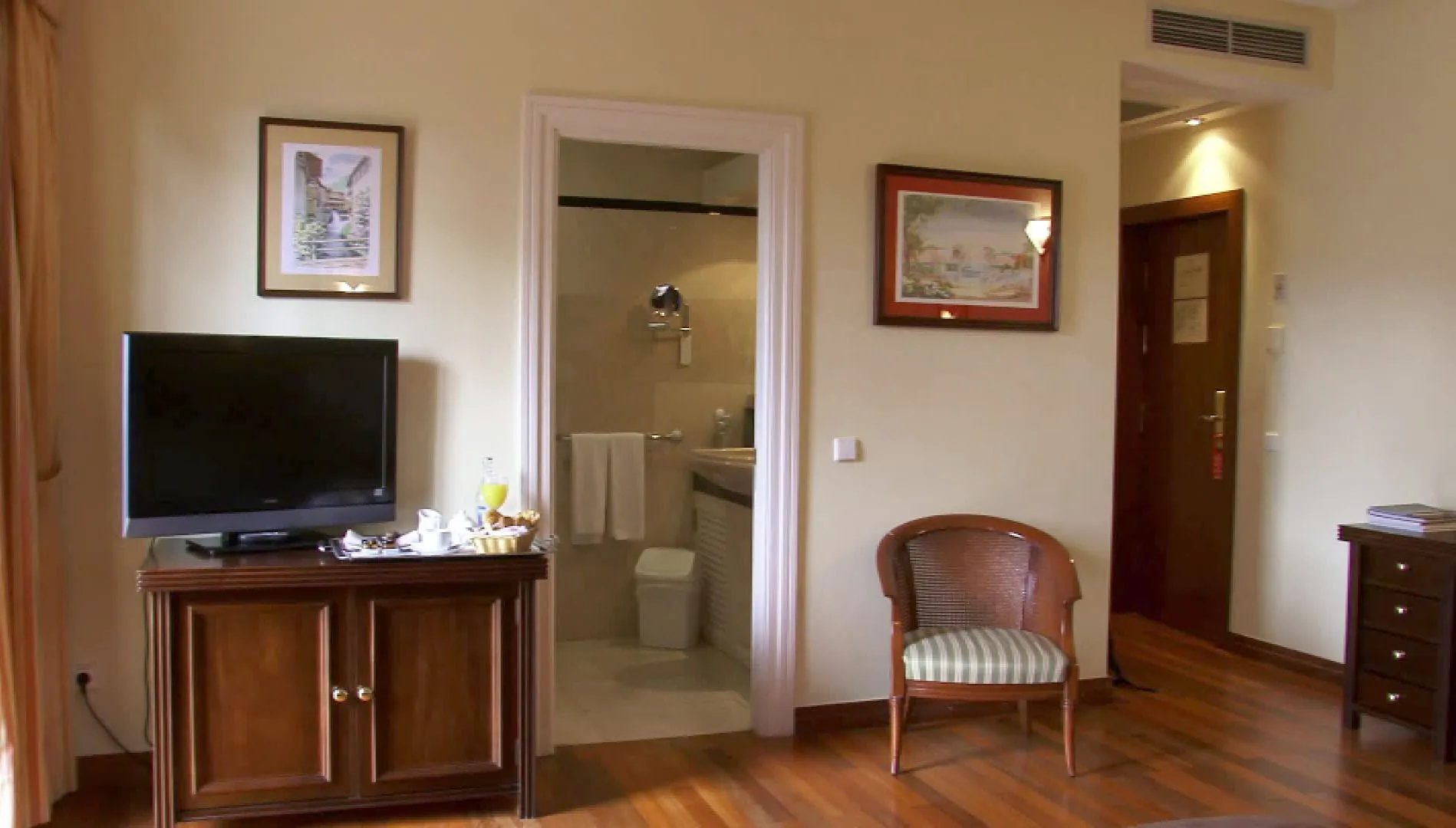 Photo - Hotel Escuela Santa Brigida