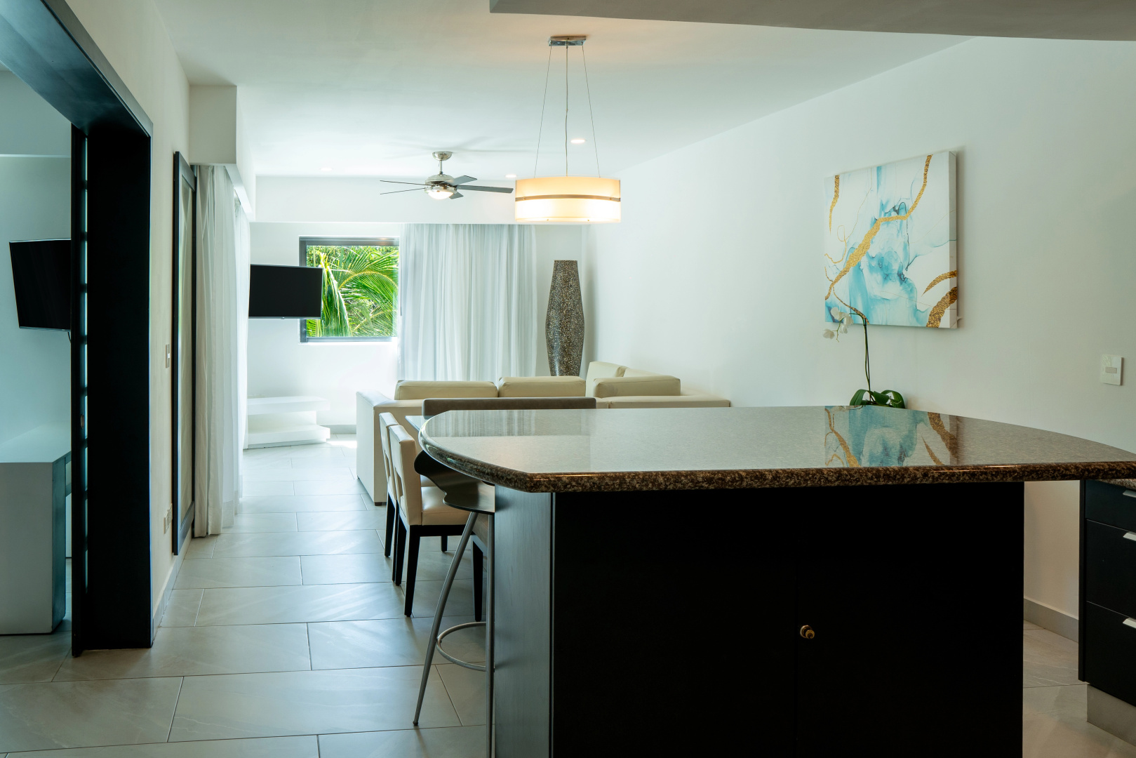 Photo - The Fives Beach Hotel & Residences All Senses Inclusive