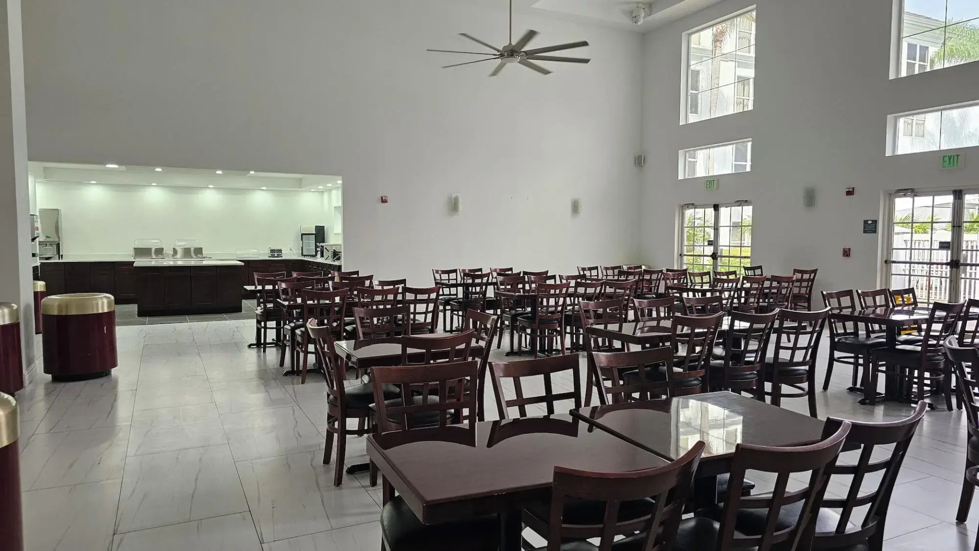 Foto - SureStay Plus by Best Western Orlando Lake Buena Vista