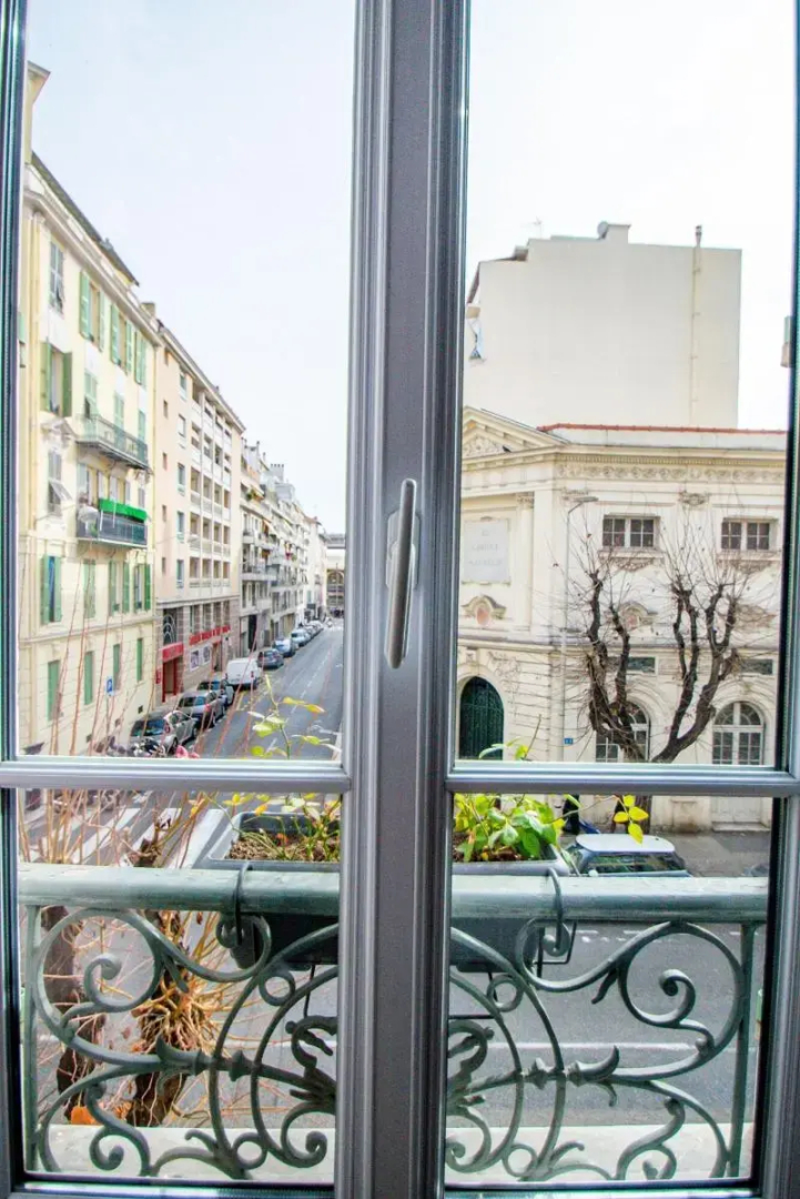 Photo - Hôtel Parisien