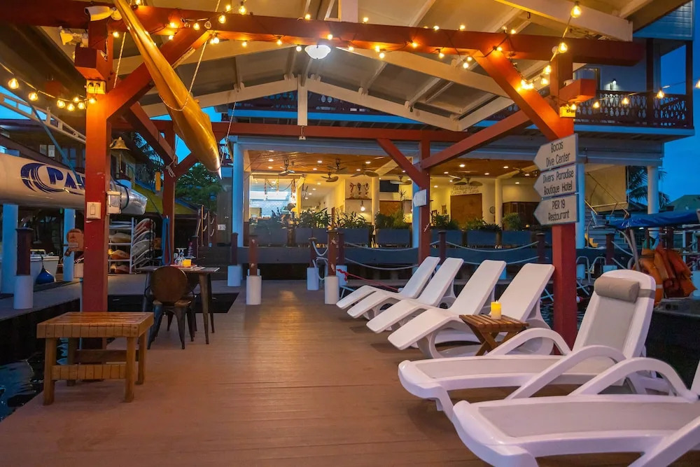 Photo - Divers Paradise Boutique Hotel