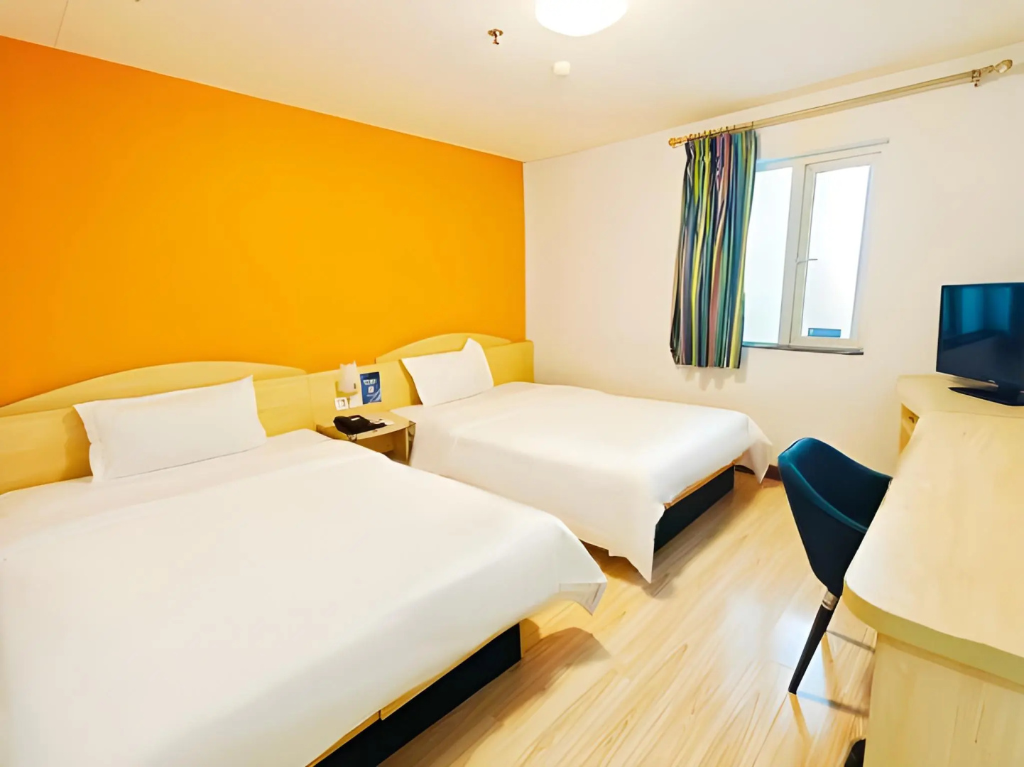 Photo - 7 Days Inn Shenzhen Luohu Port East Gate Subway Station Branch