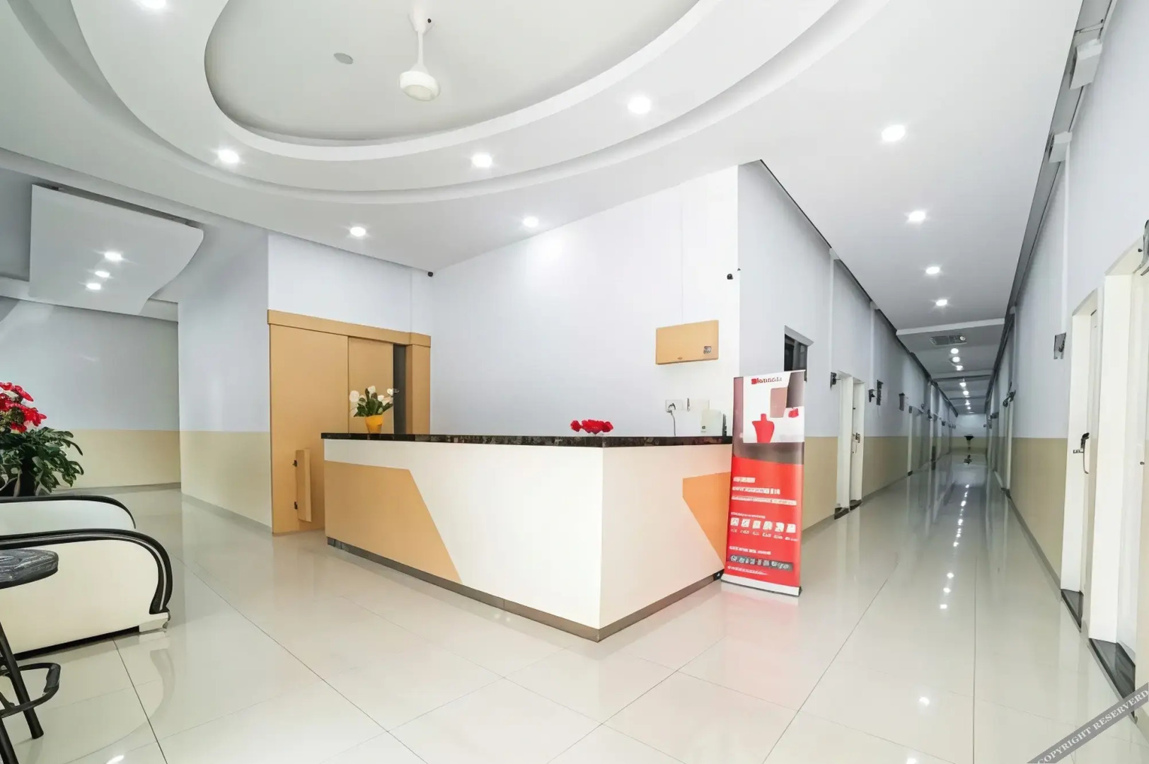 Foto - RedDoorz Plus near Thamrin Plaza Medan