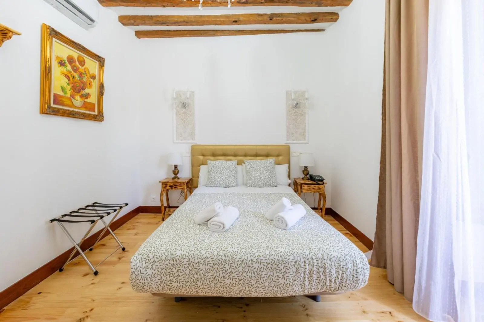 Photo - Oriente Palace Apartments