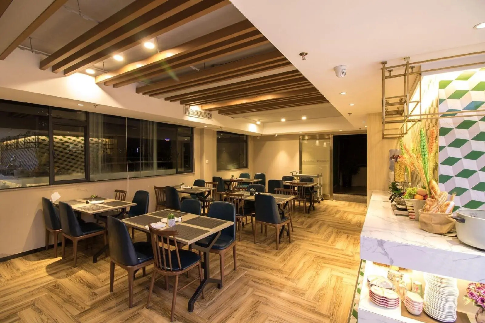Photo - Vienna Hotel Guangzhou Beijing Road Branch