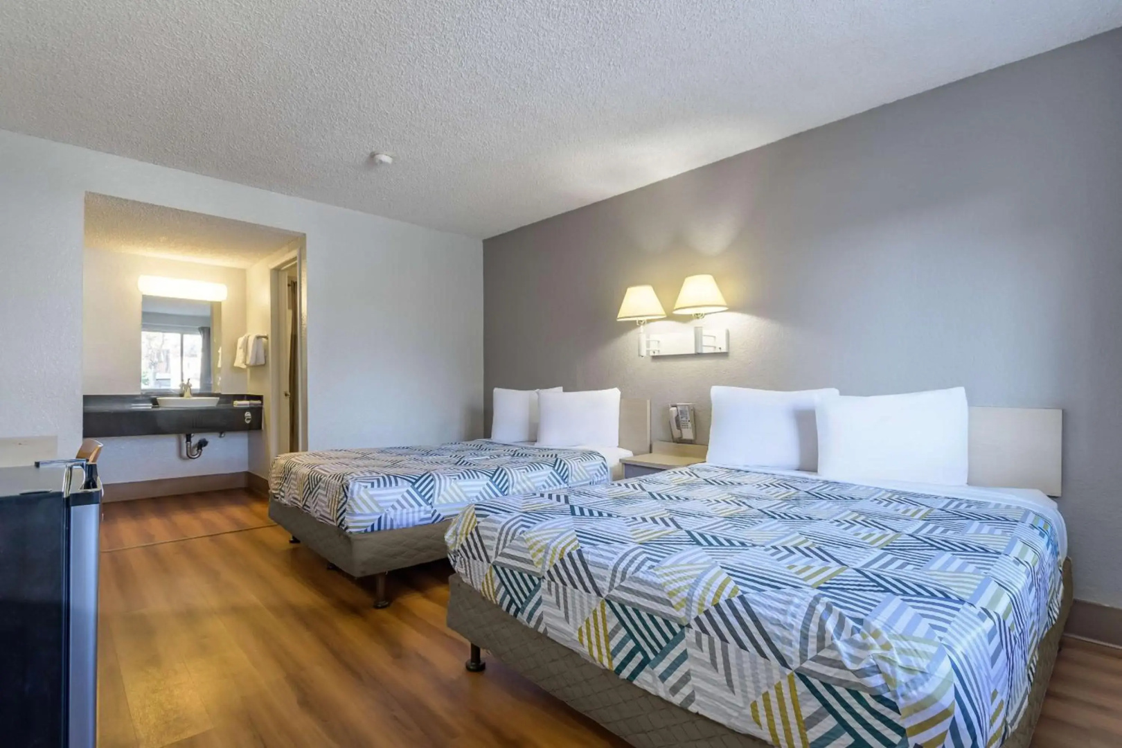 Foto - Motel 6 Hayward, CA – Silicon Valley Gateway