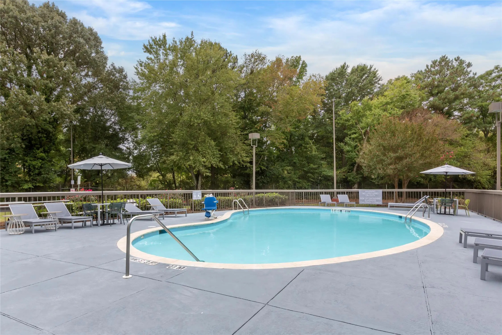 Photo - Spark by Hilton Atlanta Airport South College Park