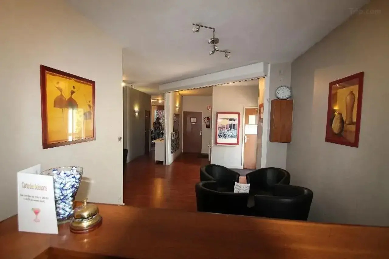 Foto - Adonis Lyon Est Hôtel Artys