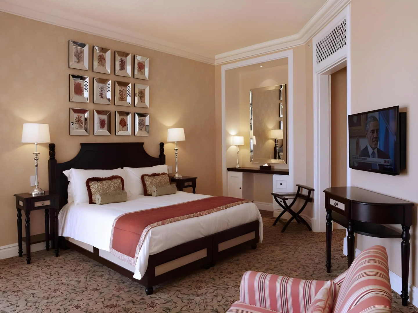 Photo - The Boardwalk Hotel