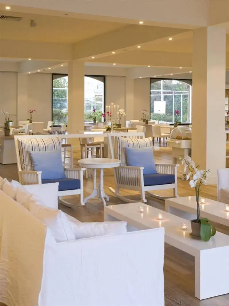 Photo - Sandy Beach Hotel & Spa