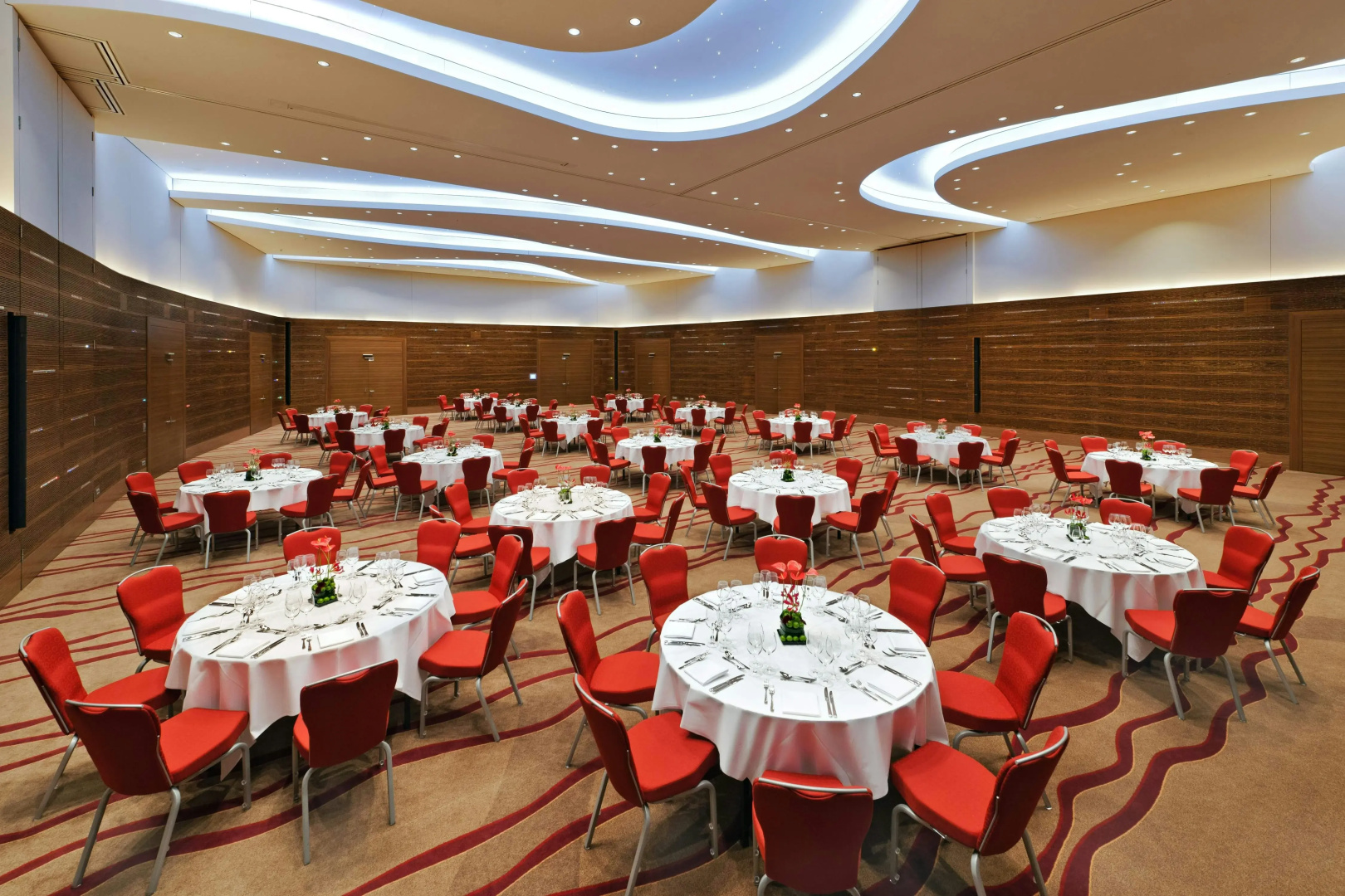 Photo - Hilton Frankfurt Airport