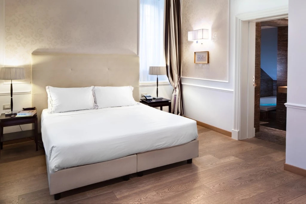 Photo - The Ashbee Hotel - The Leading Hotels of the World