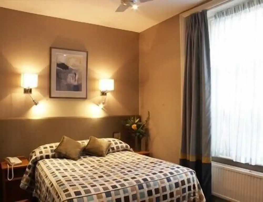 Photo - Sidney Hotel London Victoria