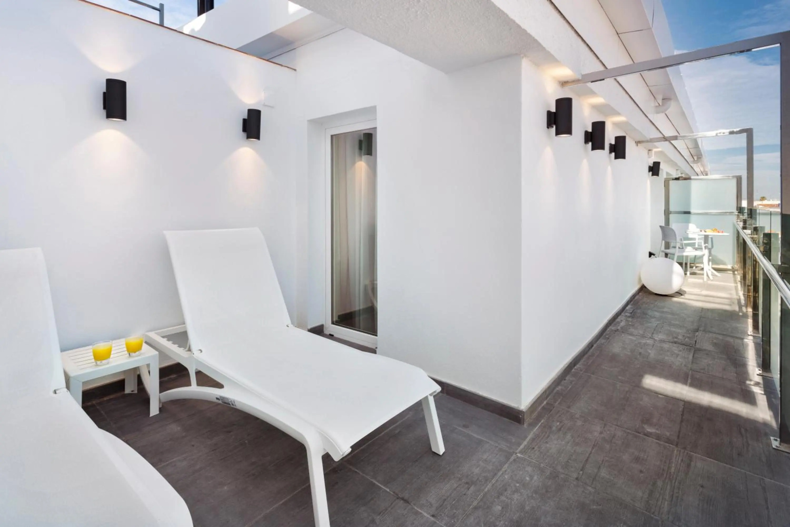 Photo - Catalonia Giralda Hotel