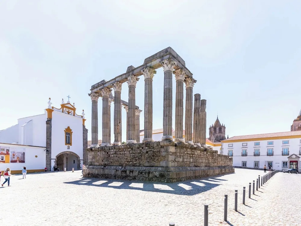 Photo - Limehome Evora Rua de Machede 61