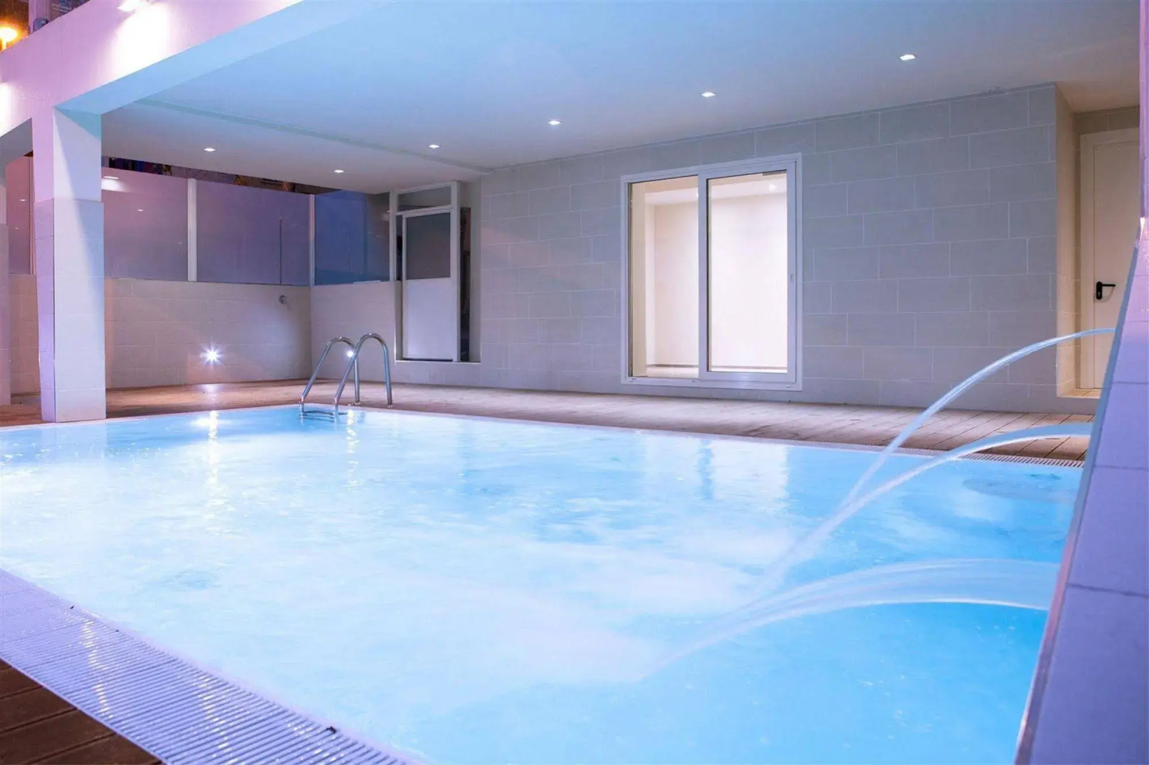 Photo - L'Hotel