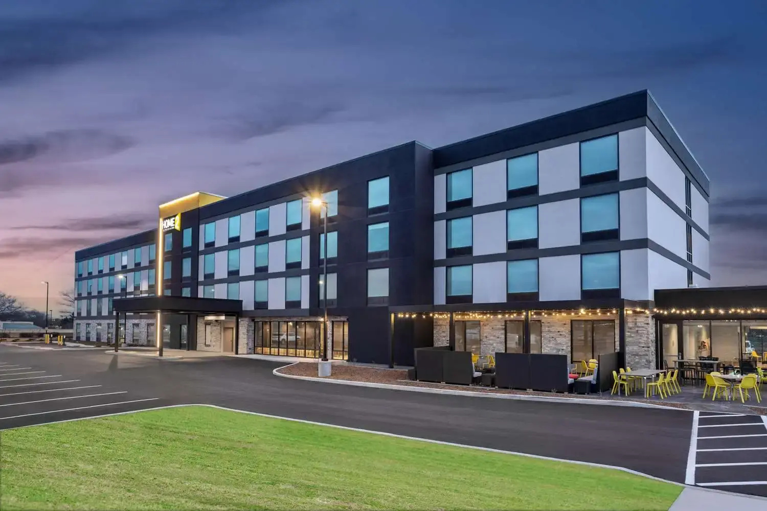 Foto - Home2 Suites by Hilton Indianapolis North at Intech Park