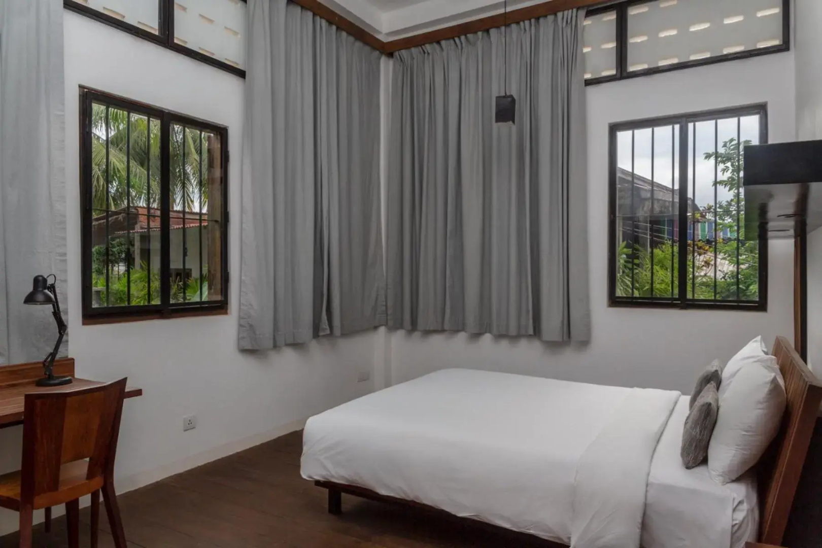 Photo - Pages Rooms