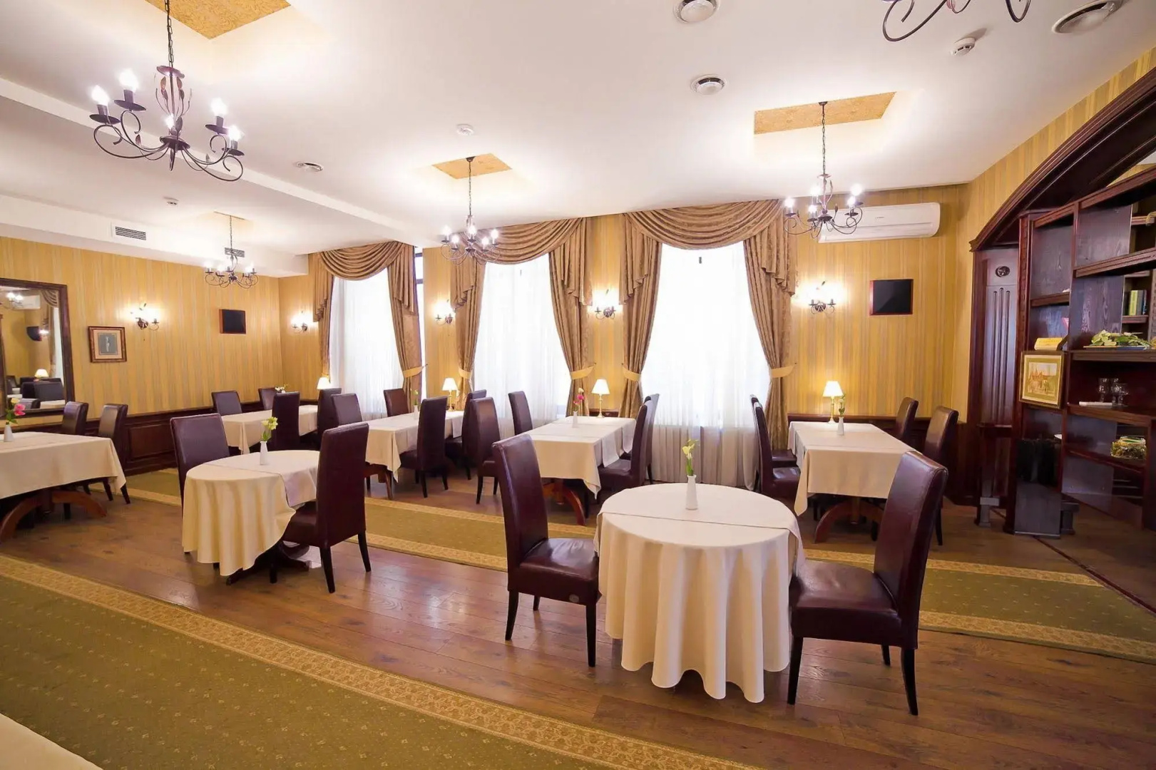 Photo - VisPas Hotel