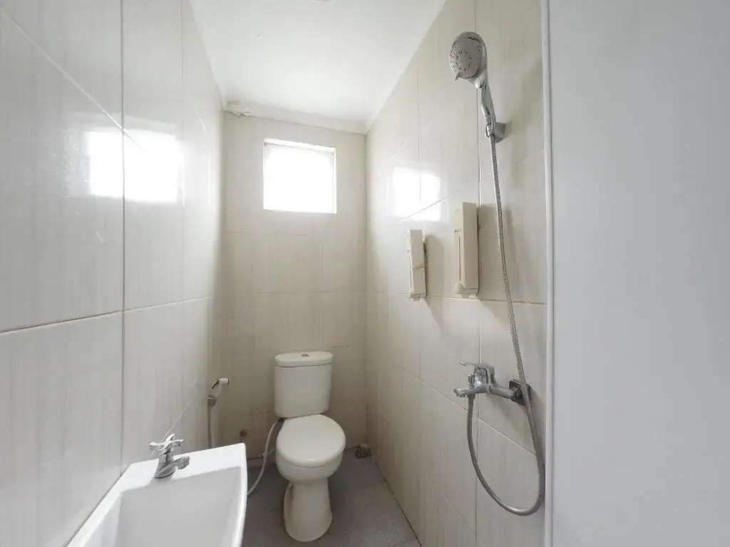 Photo - RedDoorz Plus near Mall Ciputra Jakarta