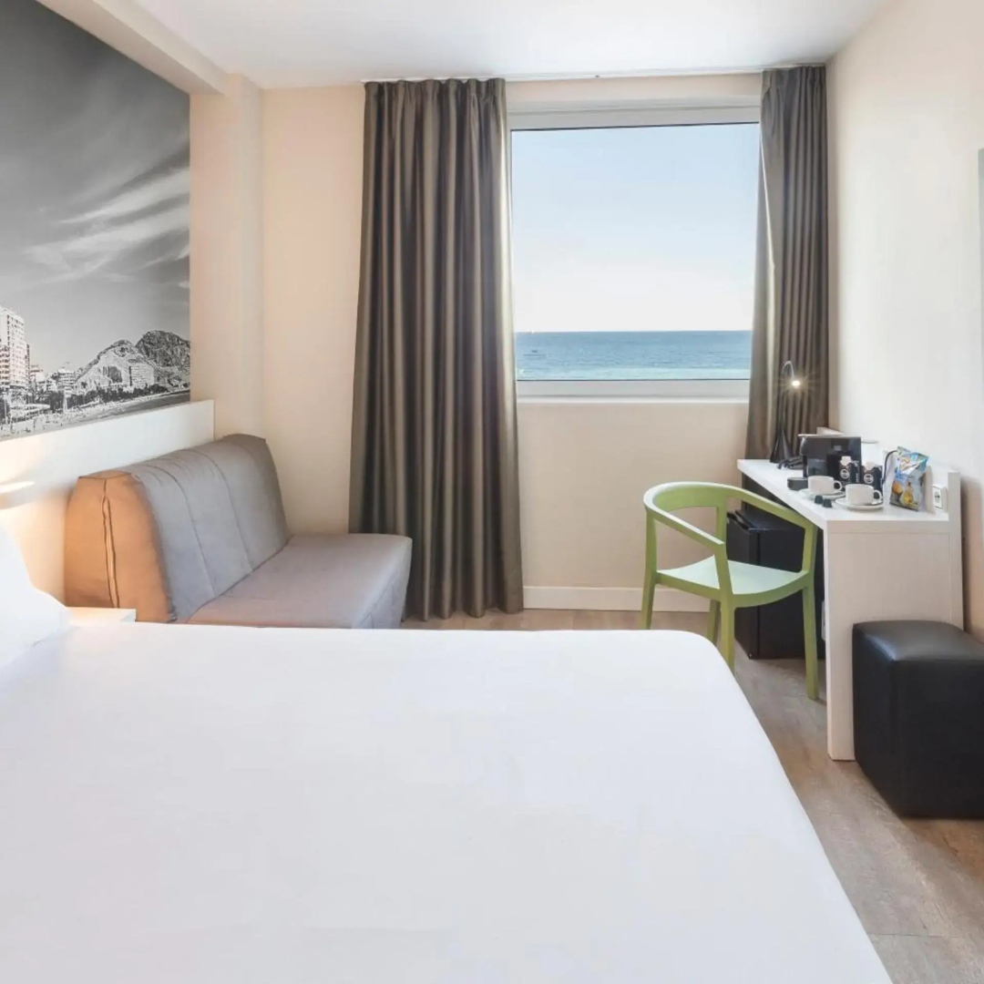 Photo - B&B HOTEL Alicante