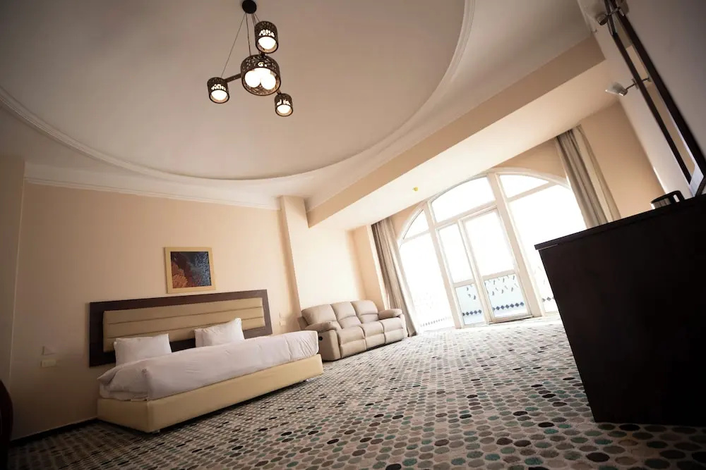 oriental grand plaza