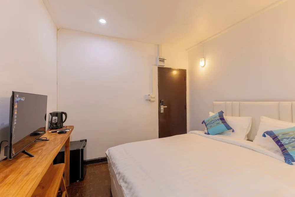 Foto - Calmly Stay Ratchada