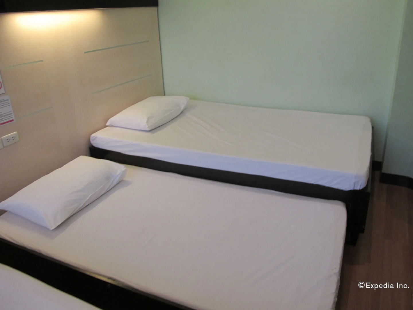 Photo - Sugbutel Family Hotel
