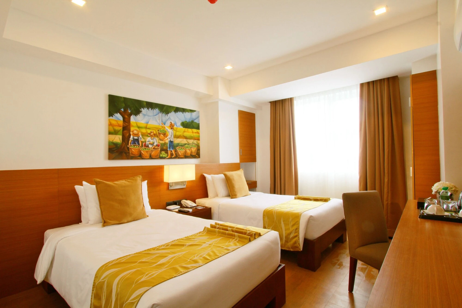 Harvest Hotel