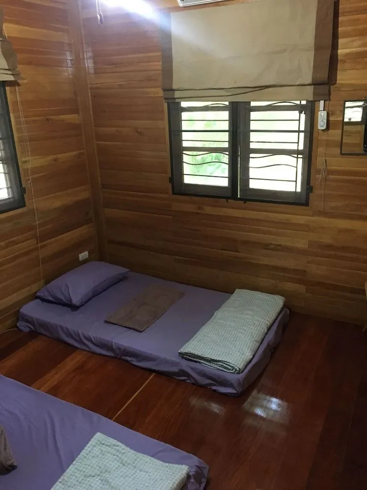 Baan Suan View Dee Homestay