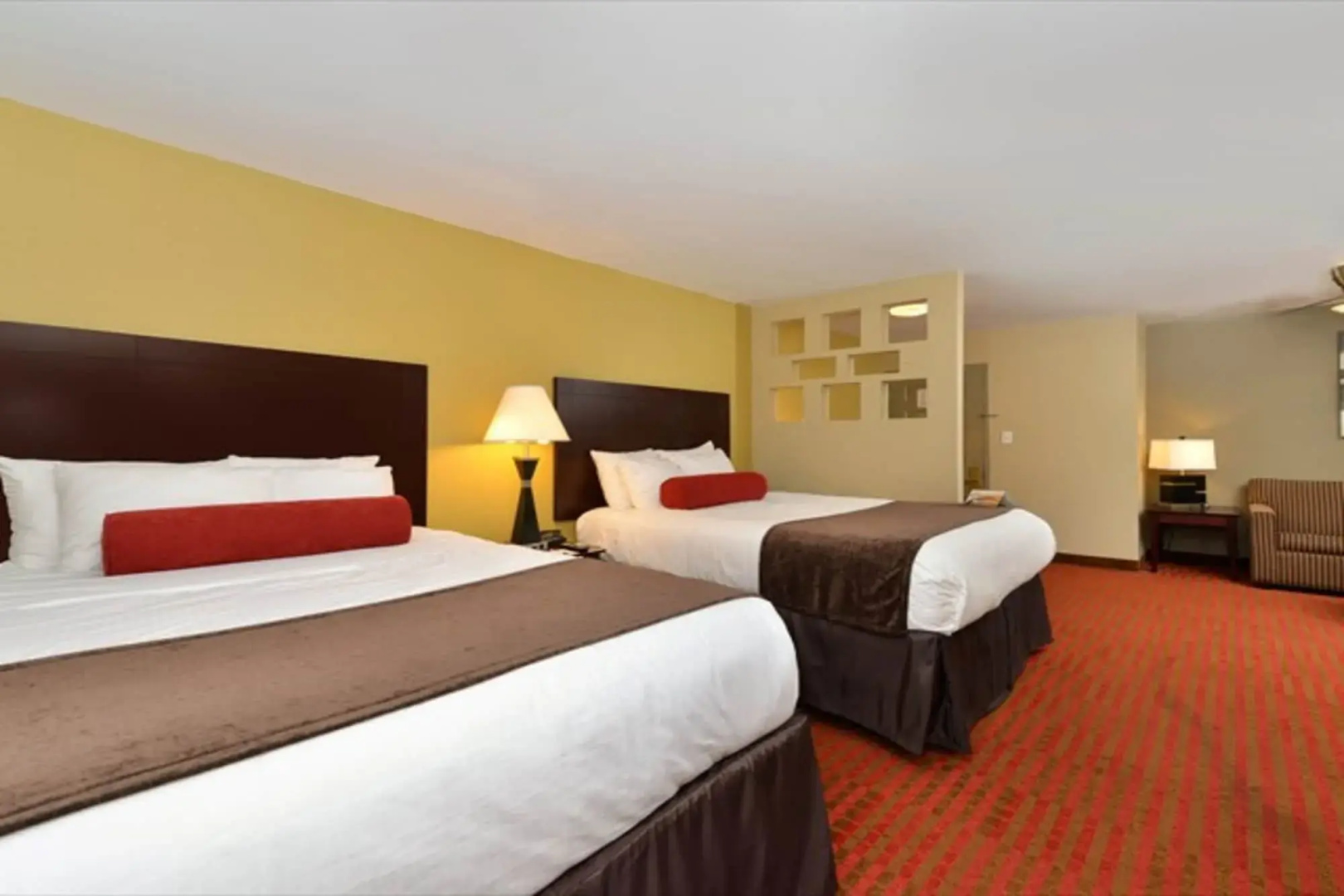 Photo - Quality Suites Nashville Airport