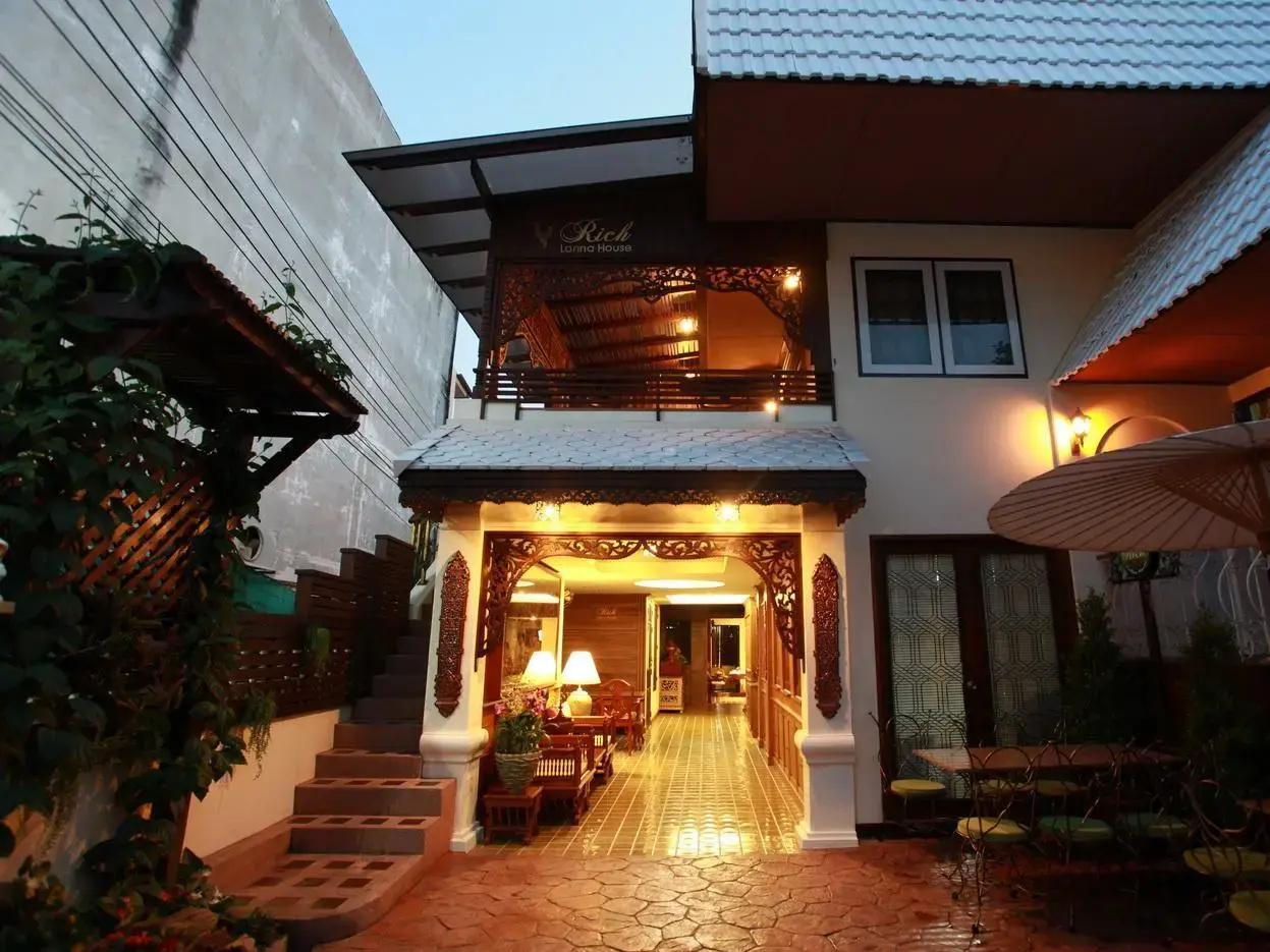 Photo - Rich Lanna House