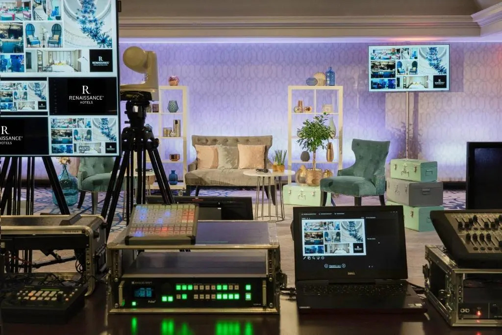 Photo - Renaissance Paris La Defense Hotel