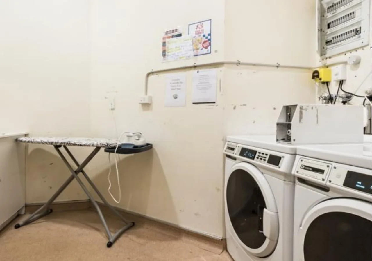 Photo - The Cambridge Hotel & Backpackers