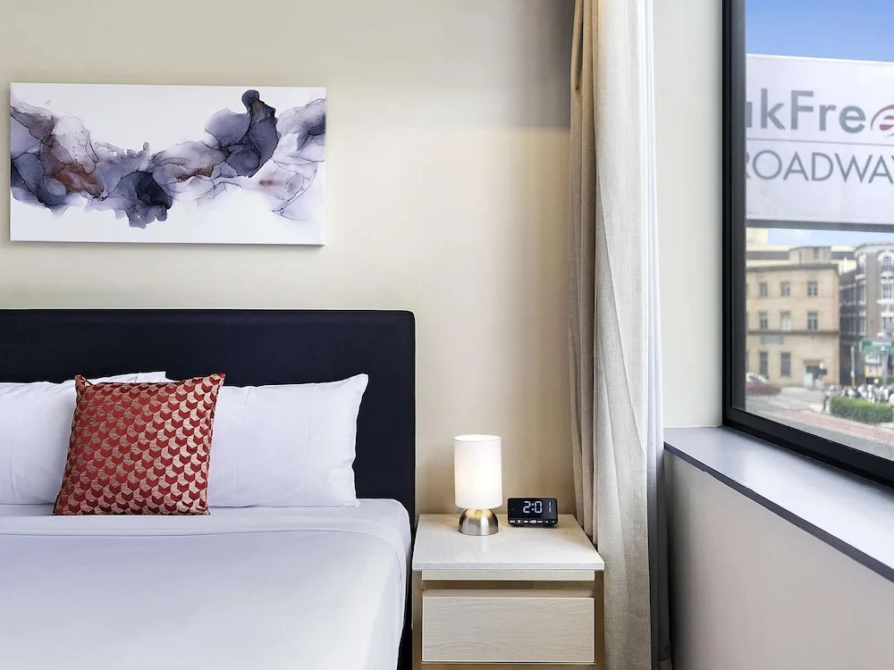 Photo - BreakFree on Broadway Sydney, an Accor Hotel