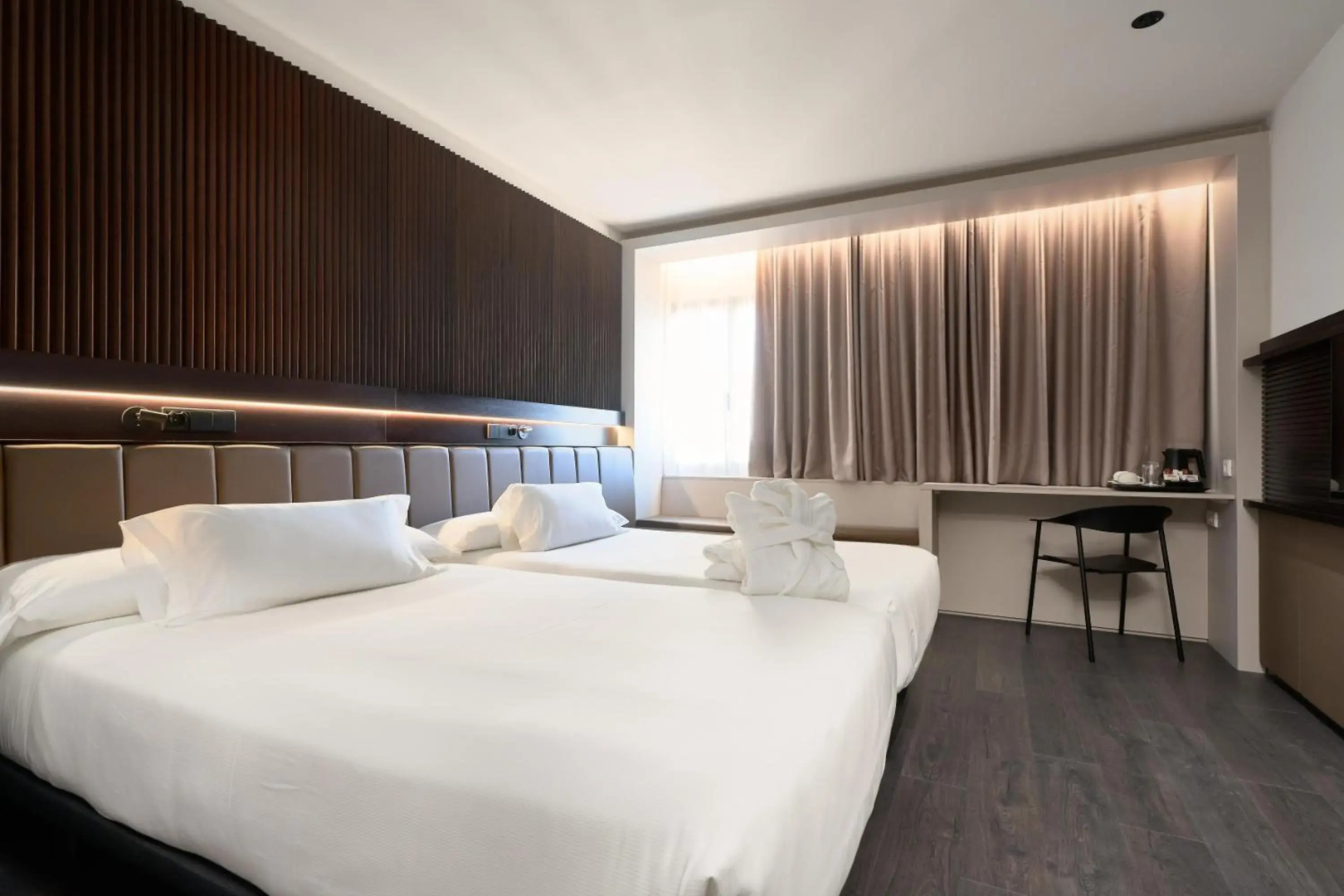 Photo - Becquer Hotel, Historic City Center