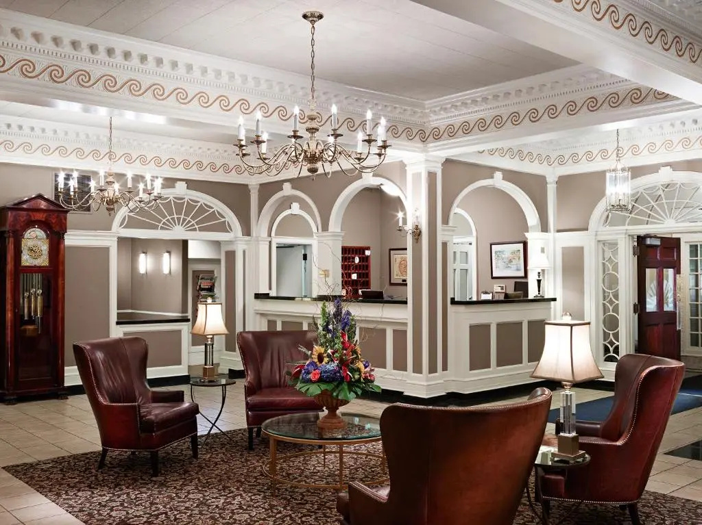 Photo - Spokane Club Hotel
