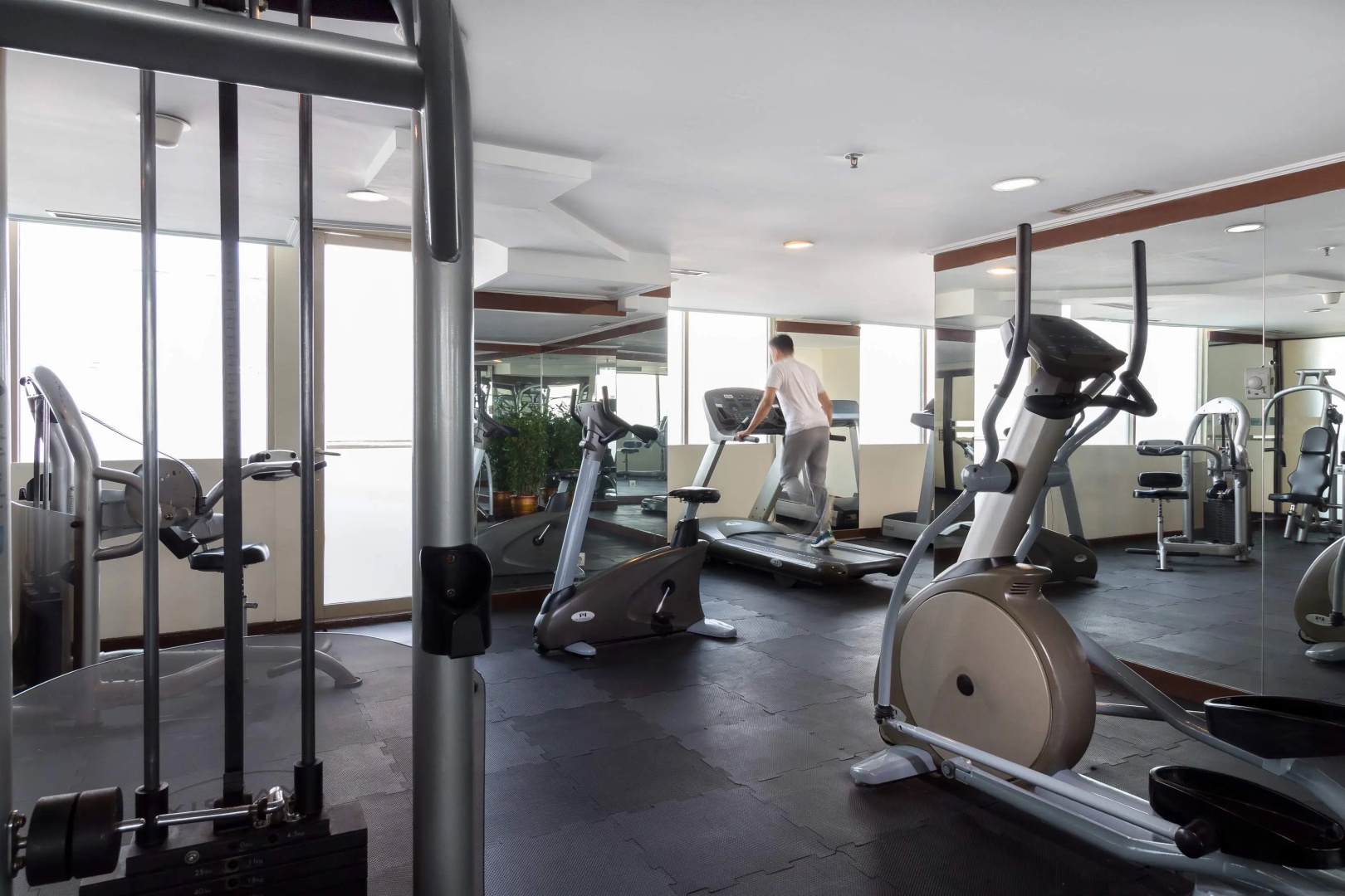 Foto - Best Western Mangga Dua Hotel & Residence