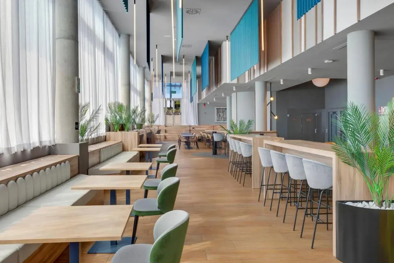 Photo - B&B HOTEL Barcelona Viladecans