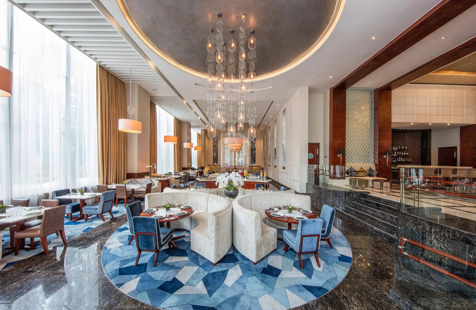 Photo - Makati Diamond Residences