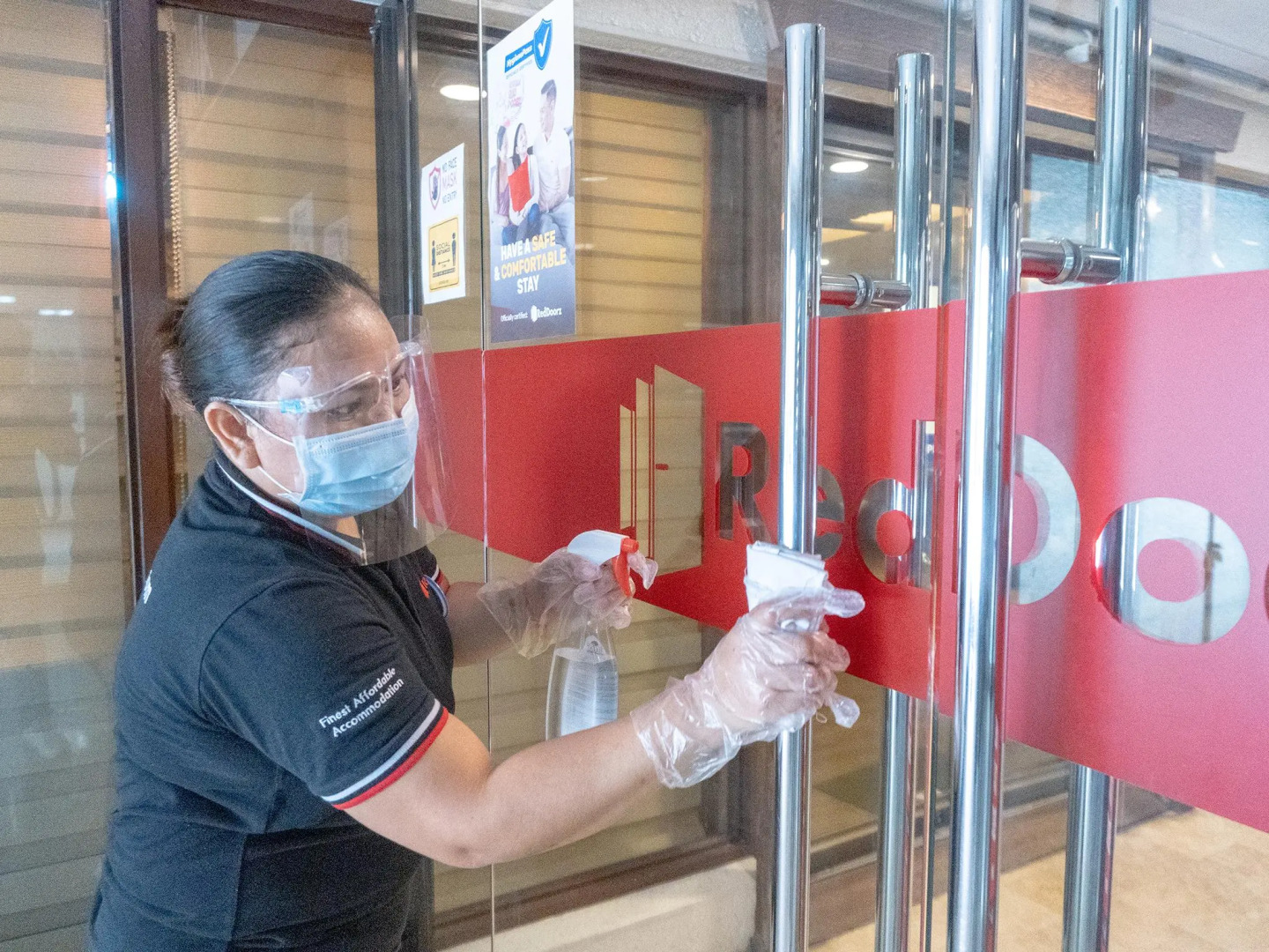 Foto - RedDoorz at Hotel Rosemarie