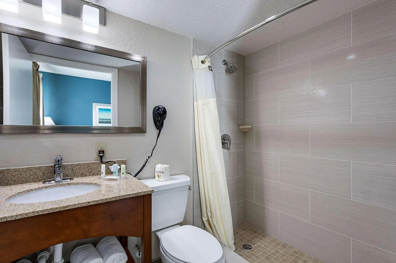 Photo - Heritage Park Inn