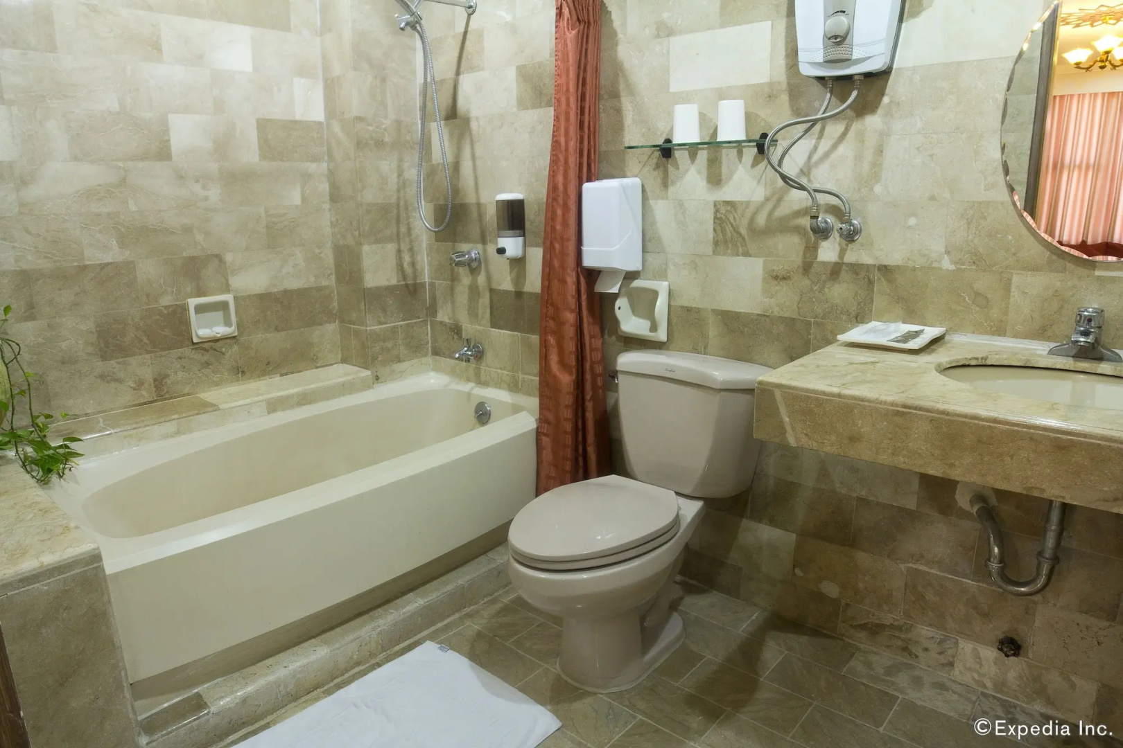 Foto - White Knight Hotel Intramuros