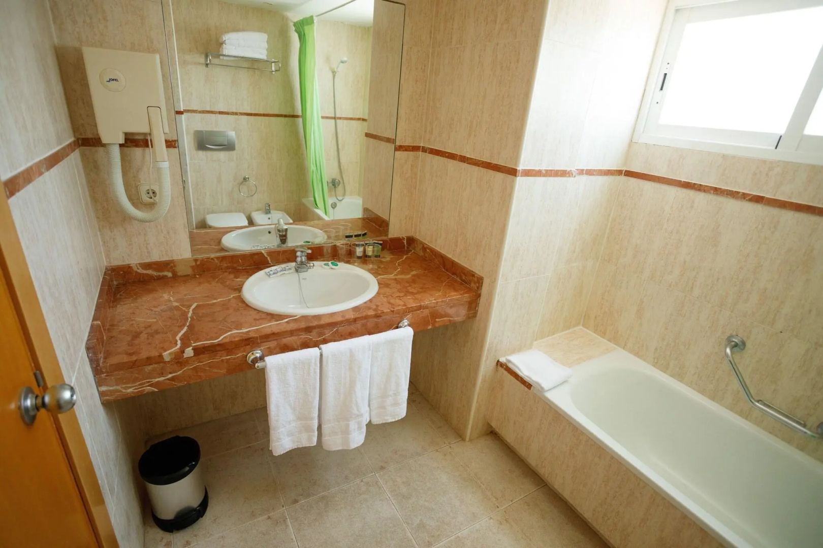 Foto - Hotel Tres Anclas