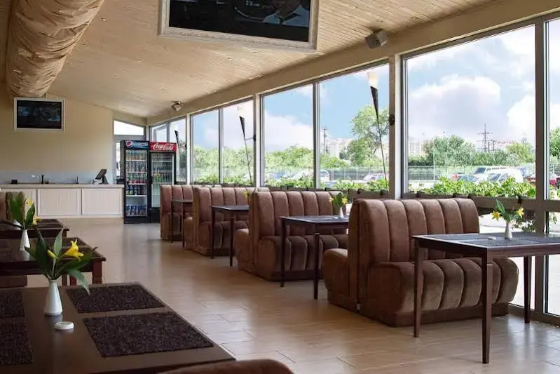 Foto - Sonata Hotel & Restaurant "готель Соната"