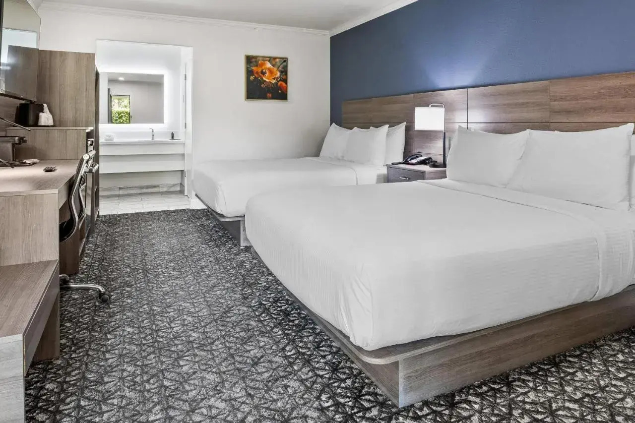 Foto - University Park Inn & Suites, an Ascend Collection Hotel